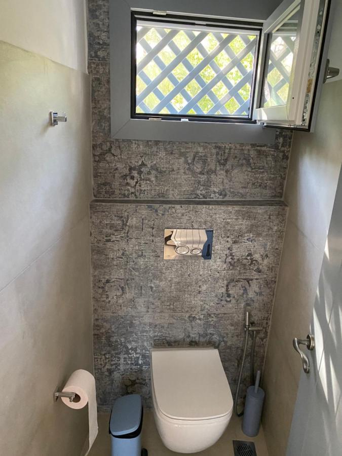 Anax Suite Pera Gyalos ภายนอก รูปภาพ