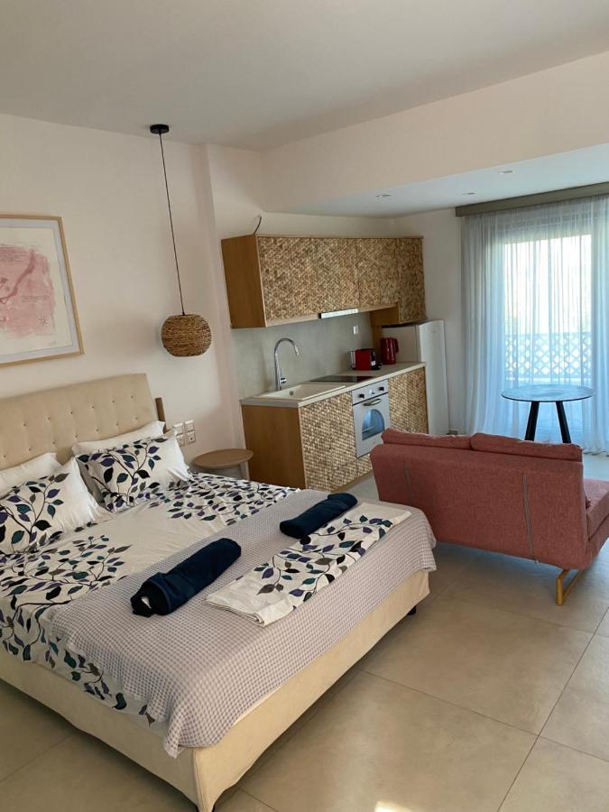 Anax Suite Pera Gyalos ภายนอก รูปภาพ